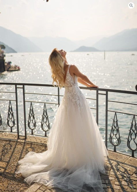 Manu 2026 Wedding Gown